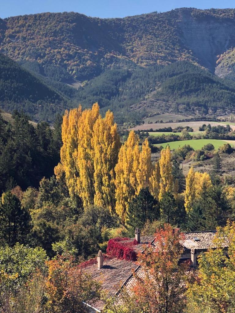 Le Moulin De La Viorne, Gite Avec Piscine Au Coeur De La Nature En Haute-Provence Les Omergues Ngoại thất bức ảnh